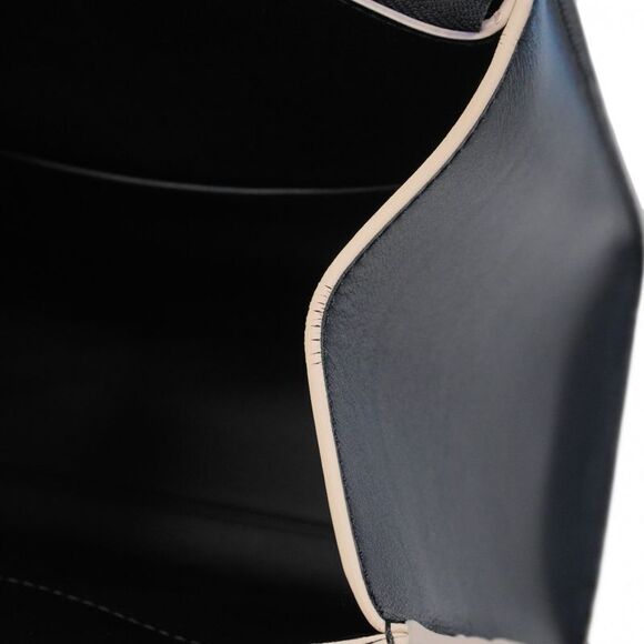 Louis Vuitton Handbag World Tour Collection City Steamer MM M43080 Black - Picture 7 of 10